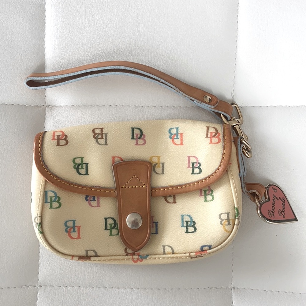 Dooney & Bourke Clutch Snap Closure
